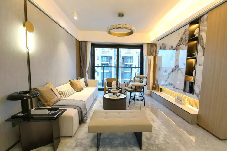 宝安江东豪庭低密纯板式洋房准现房 建面101-128平米